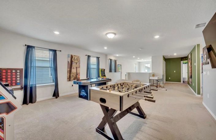 Image No.27-6 Bed Property for sale