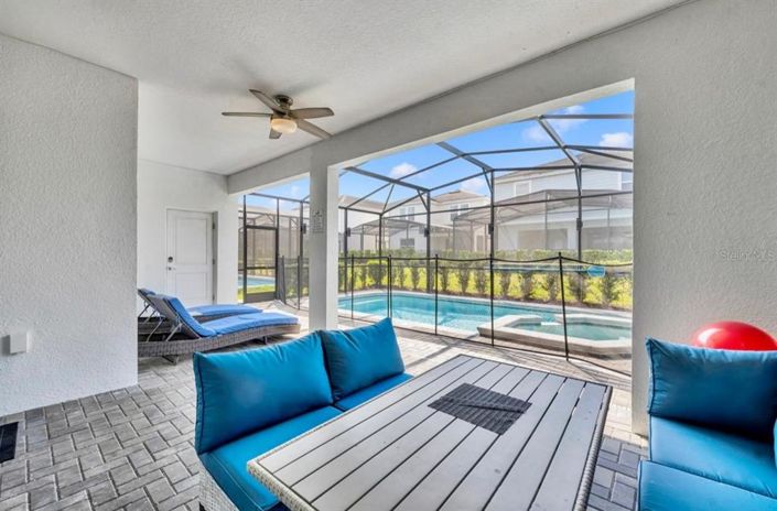 Image No.43-6 Bed Property for sale