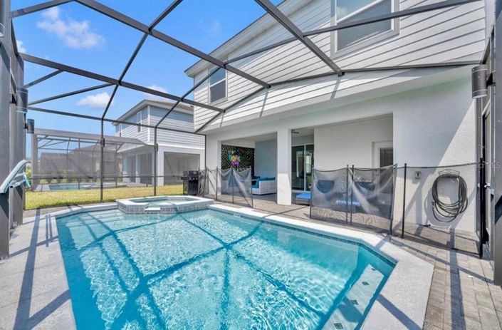 Image No.47-6 Bed Property for sale