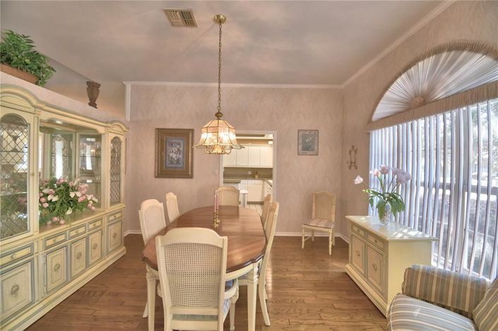 Image No.27-4 Bed Property for sale