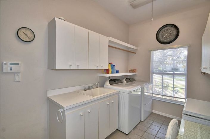 Image No.41-4 Bed Property for sale