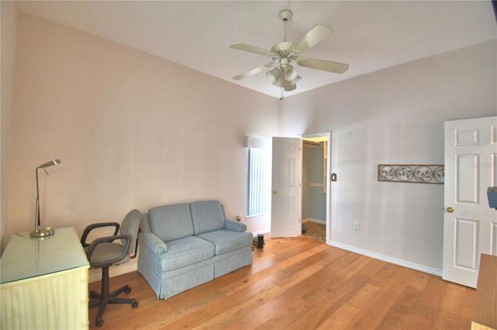 Image No.57-4 Bed Property for sale