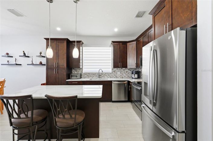 Image No.10-4 Bed Property for sale