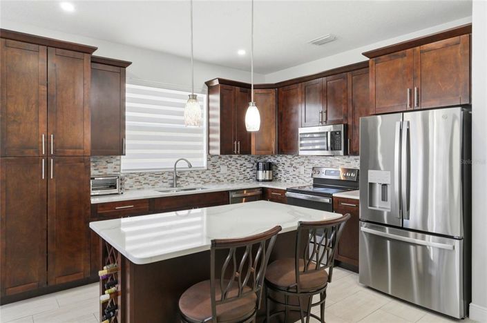 Image No.13-4 Bed Property for sale