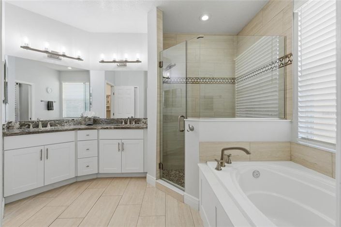 Image No.29-4 Bed Property for sale