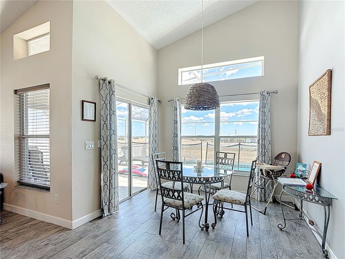 Image No.11-5 Bed Property for sale