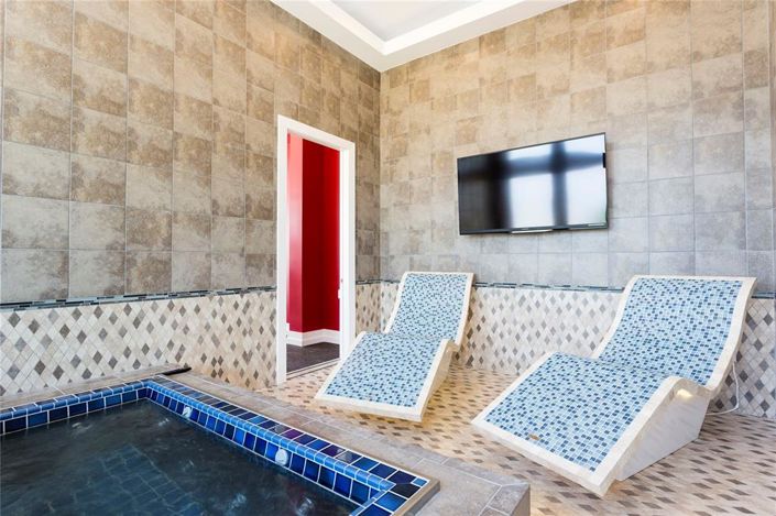 Image No.25-10 Bed Property for sale