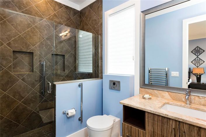 Image No.58-10 Bed Property for sale