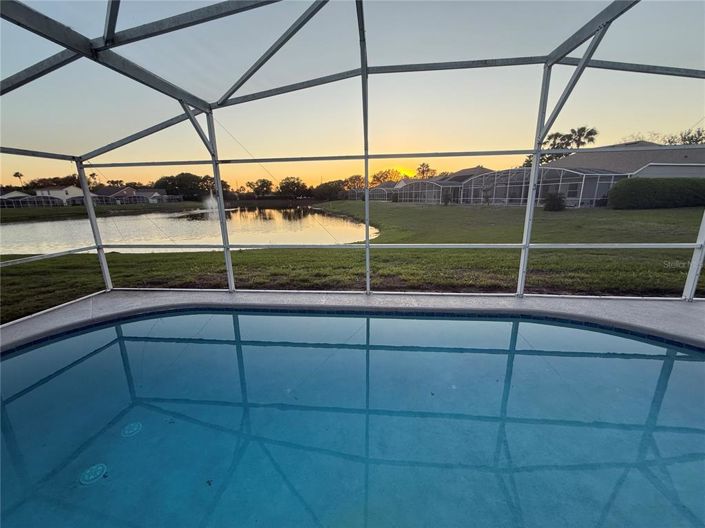 Image No.19-4 Bed Property for sale