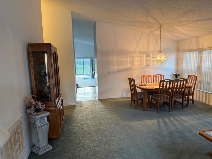 Image No.4-4 Bed Property for sale