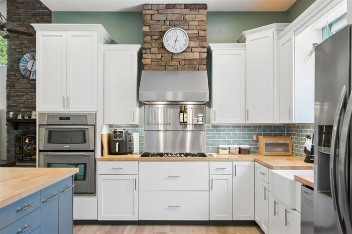 Image No.20-4 Bed Property for sale