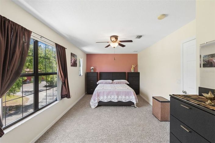 Image No.36-4 Bed Property for sale