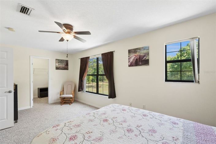 Image No.37-4 Bed Property for sale