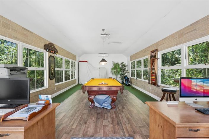 Image No.55-4 Bed Property for sale