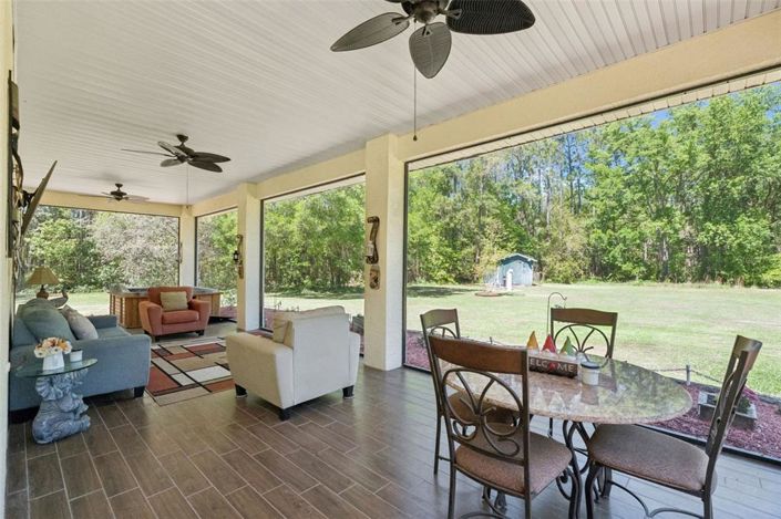 Image No.60-4 Bed Property for sale