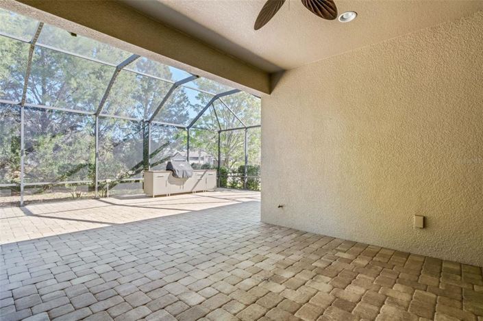 Image No.11-3 Bed Property for sale