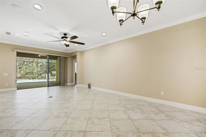 Image No.22-3 Bed Property for sale