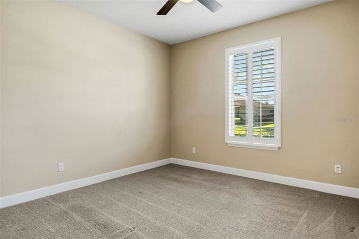 Image No.50-3 Bed Property for sale