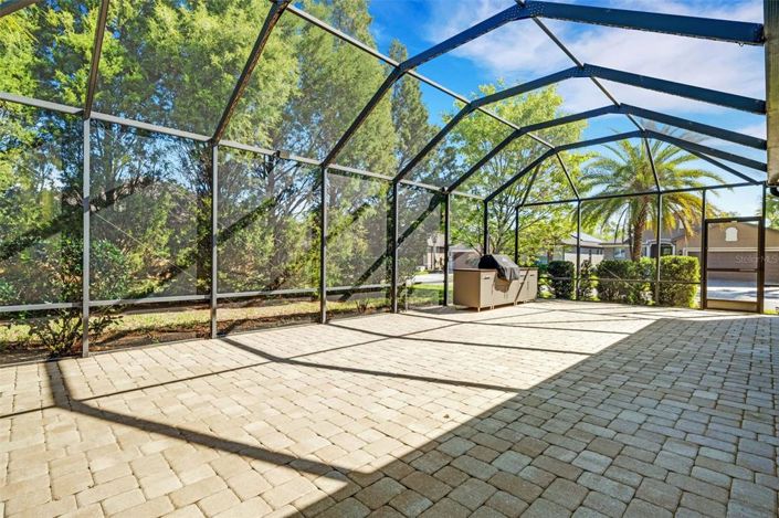 Image No.8-3 Bed Property for sale