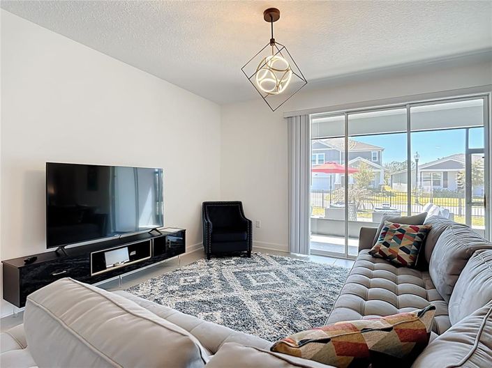 Image No.12-4 Bed Property for sale