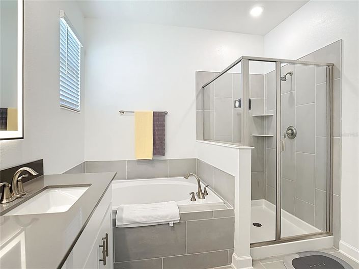 Image No.22-4 Bed Property for sale