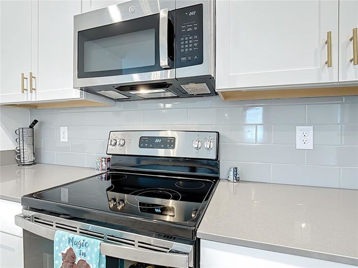 Image No.6-4 Bed Property for sale