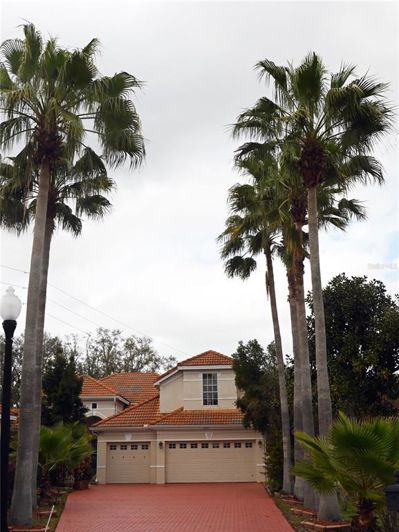 Image No.2-Propriété de 4 chambres à vendre à Orlando