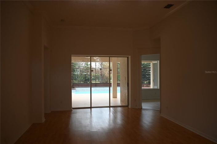 Image No.21-Propriété de 4 chambres à vendre à Orlando