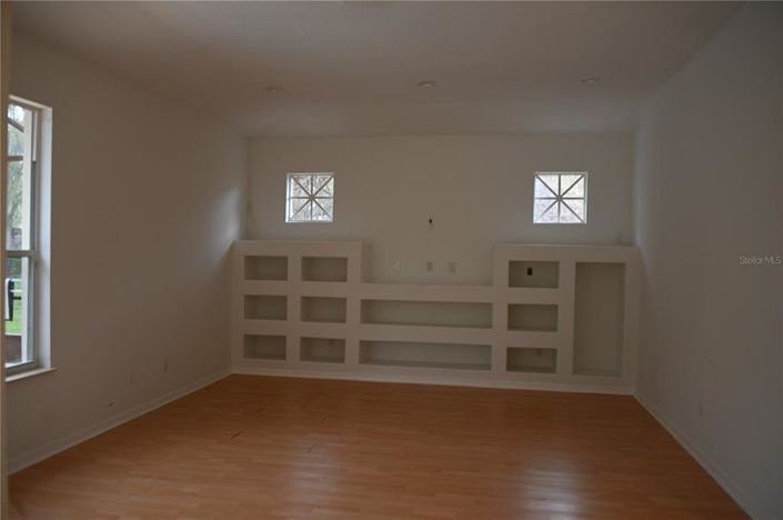 Image No.8-Propriété de 4 chambres à vendre à Orlando