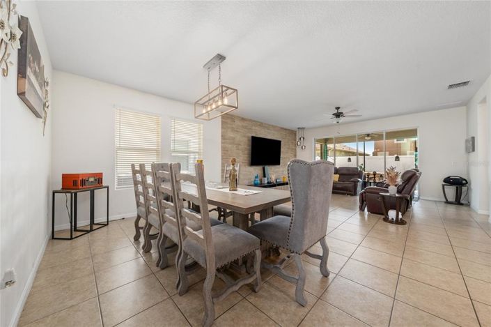 Image No.20-4 Bed Property for sale