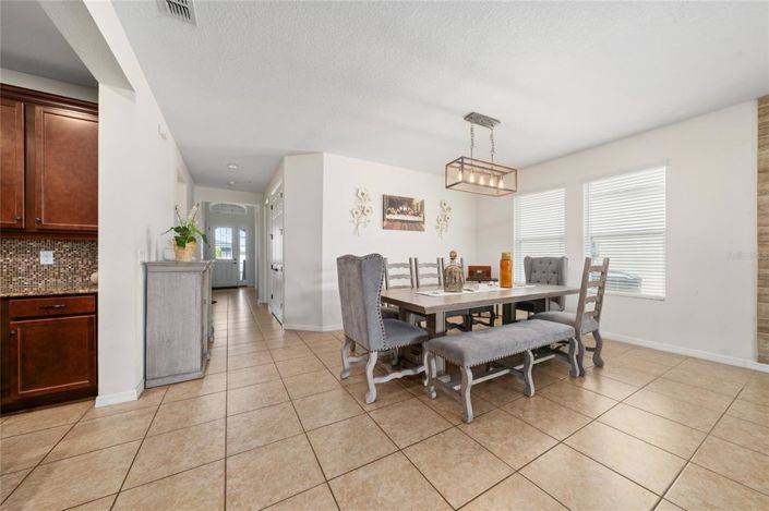 Image No.21-4 Bed Property for sale