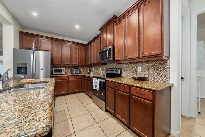 Image No.23-4 Bed Property for sale