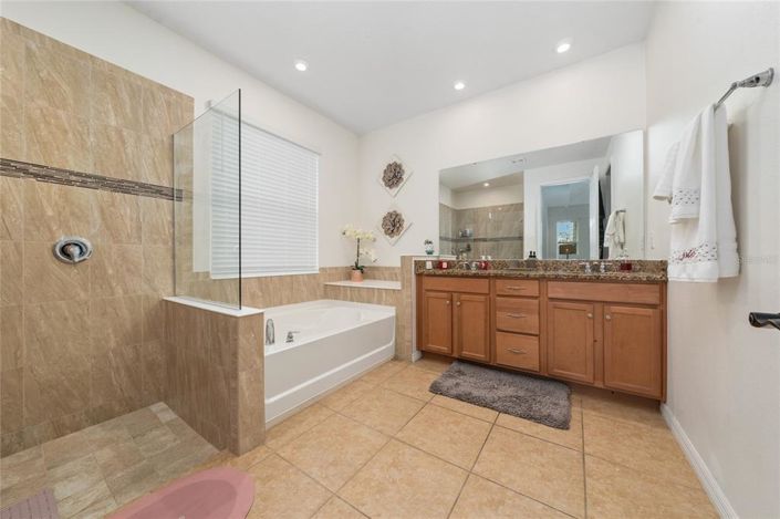 Image No.29-4 Bed Property for sale