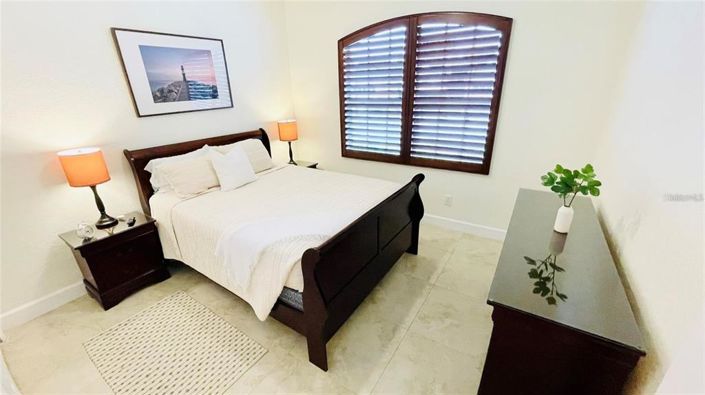 Image No.22-4 Bed Property for sale