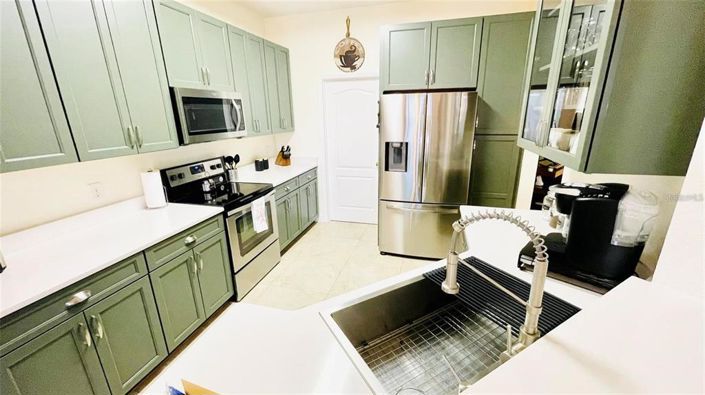 Image No.7-4 Bed Property for sale