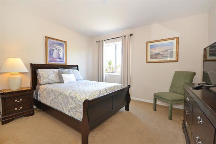 Image No.15-5 Bed Property for sale