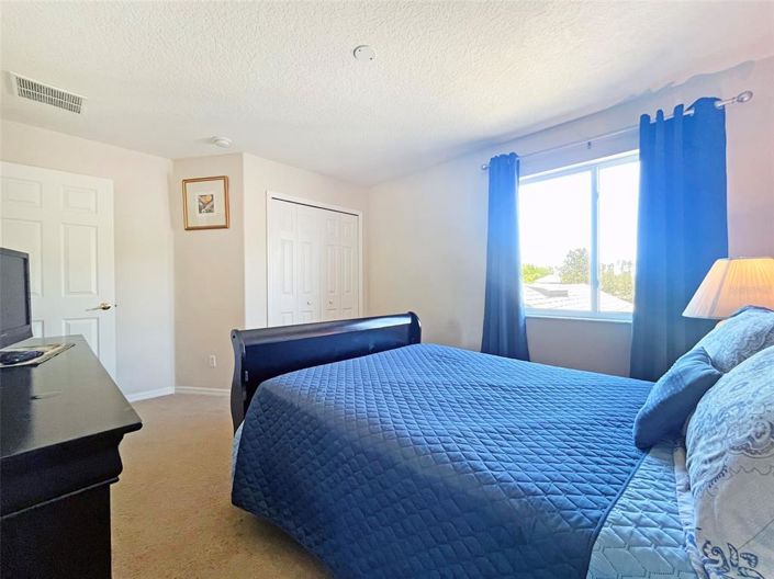 Image No.19-5 Bed Property for sale