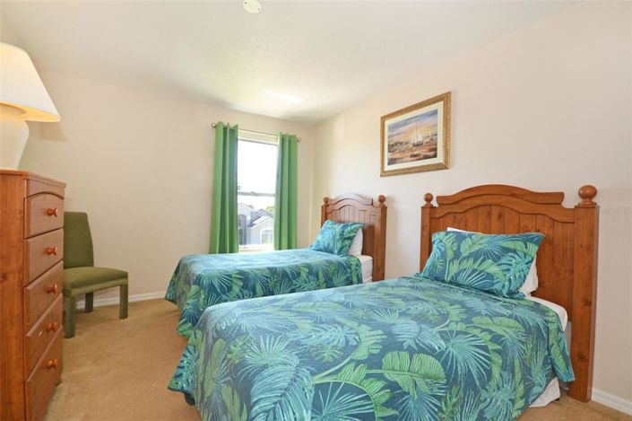 Image No.20-5 Bed Property for sale