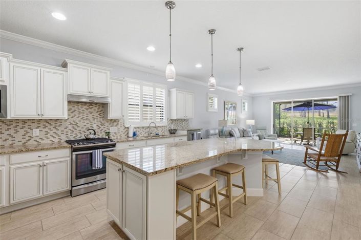 Image No.20-2 Bed Property for sale