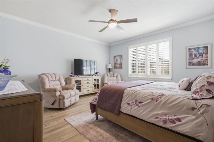 Image No.30-2 Bed Property for sale