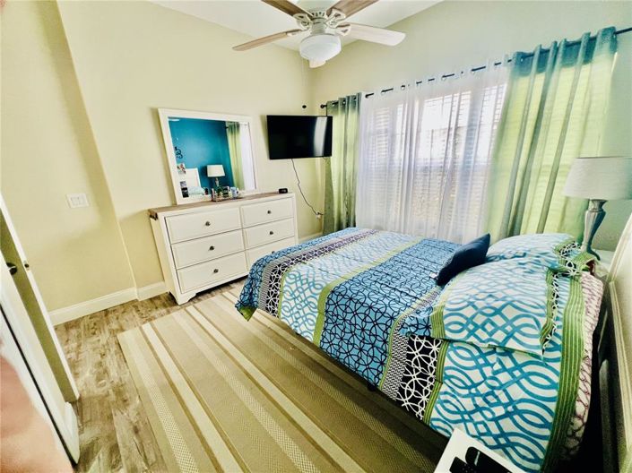 Image No.12-4 Bed Property for sale