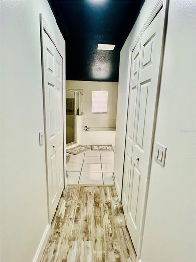 Image No.20-4 Bed Property for sale