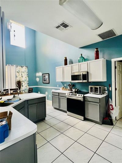 Image No.8-4 Bed Property for sale