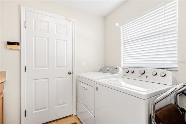 Image No.25-3 Bed Property for sale