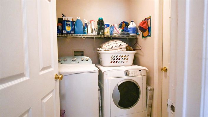 Image No.16-5 Bed Property for sale