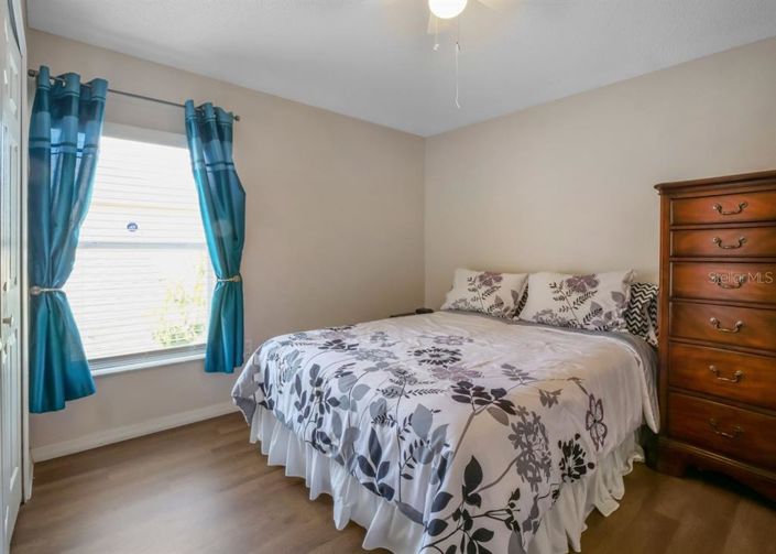 Image No.46-5 Bed Property for sale