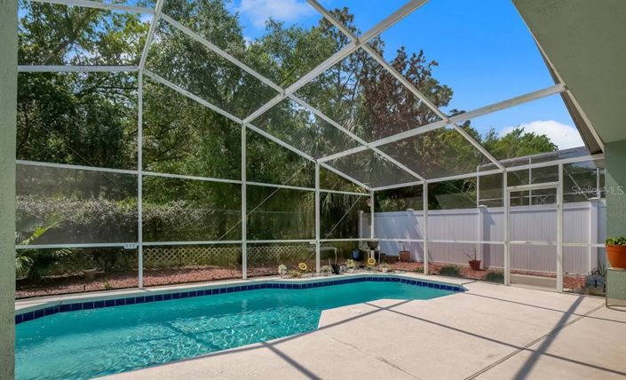 Image No.57-5 Bed Property for sale