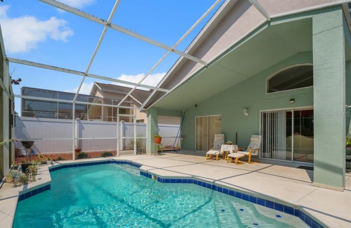 Image No.58-5 Bed Property for sale