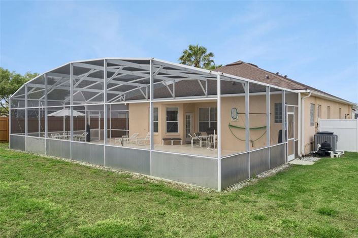 Image No.32-4 Bed Property for sale