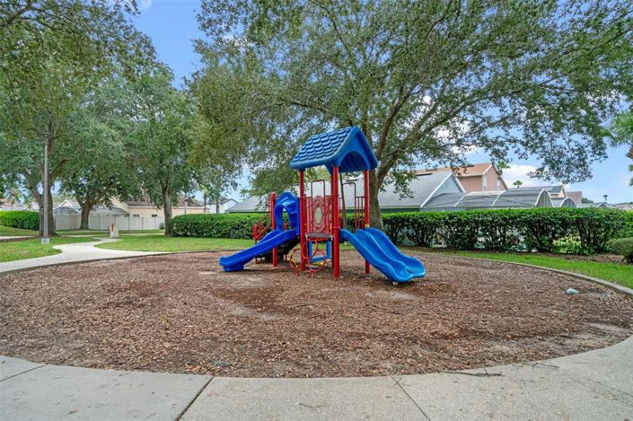 Image No.50-4 Bed Property for sale